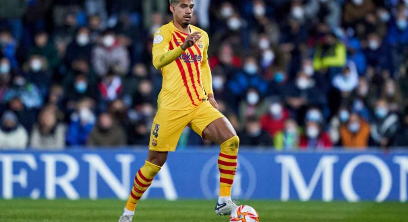 FC Barcelona: hamarosan eldől Araújo sorsa