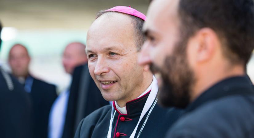 A liberális lap kommentátora: Haľko püspök egy mocskos …, akit igenis sértegetni kell