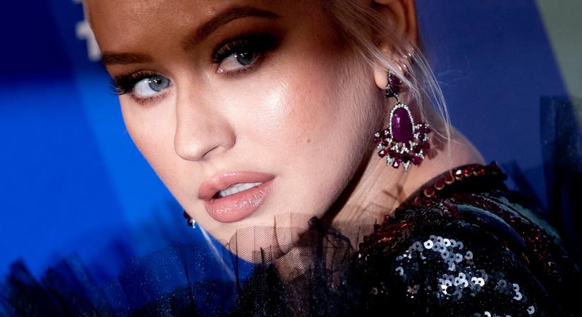 Christina Aguilera mellerős képétől még az internet is kihagy