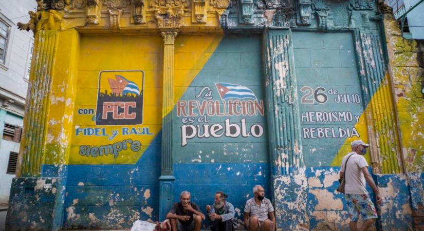Kuba élelmiszerhiánnyal küzd. Az emberek egy-két termékért órákig állnak sorban