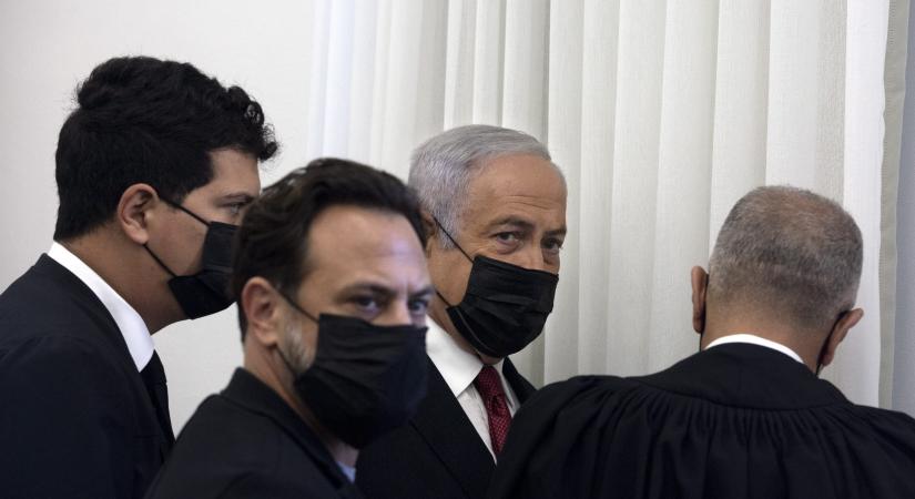 Netanjahu vádalkut akar kötni az ellene indult korrupciós perben