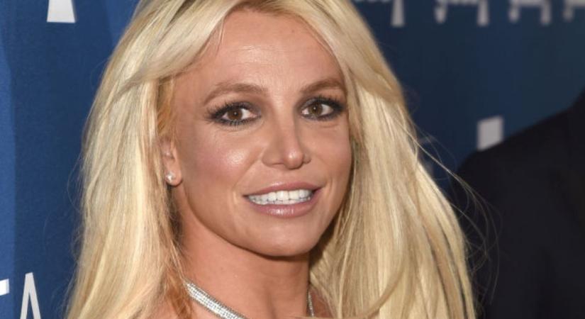 Britney Spears meztelen fotójának margójára – jó neki!