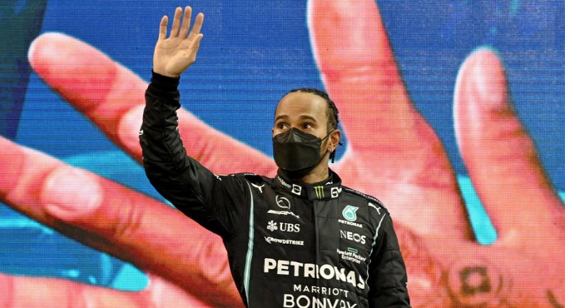 Enged Hamilton és a Mercedes zsarolásának az FIA?