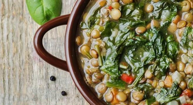 Spenótos lencseleves mindenmentesen - ami után nem kell második