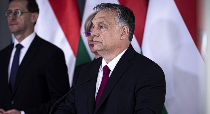 Élesíti Brüsszel a fegyvert Magyarország és Lengyelország ellen