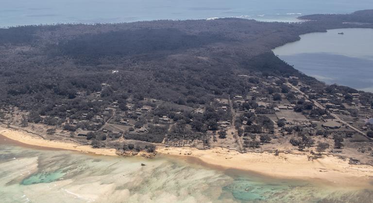 A mentőgépek sem tudnak leszállni a cunami sújtotta Tongán