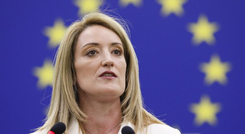 Máltai jobbközép politikusnő lett az Európai Parlament elnöke