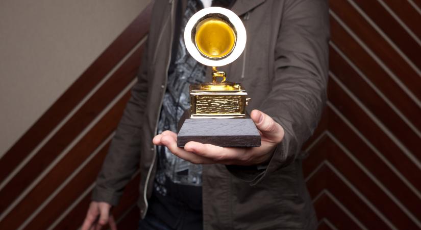 Elhalaszják a Grammy-díjátadót a koronavírus-járvány miatt