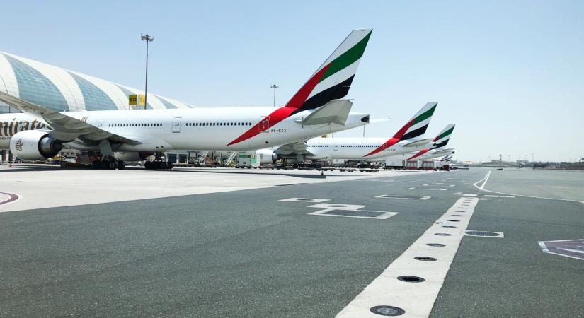 5G-vel kapcsolatos aggályok miatt felfüggesztette amerikai járatait az Emirates