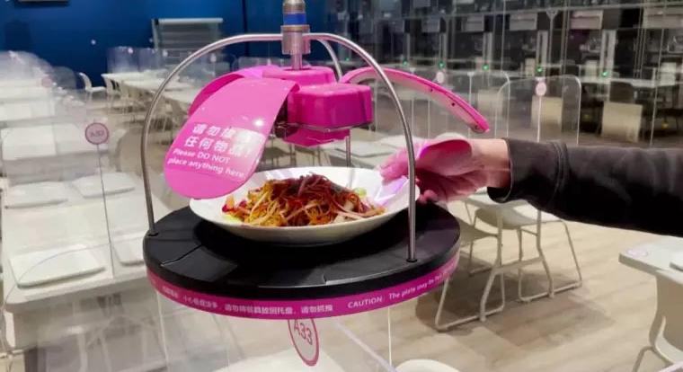 Robotok készítik az ételt a pekingi olimpiai faluban (videó)