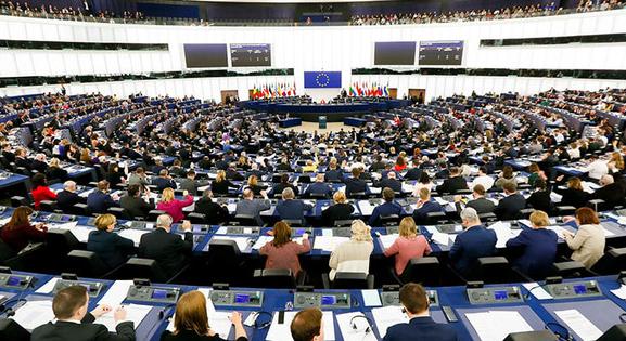 A Politico is beszámol a választási megfigyelőket sürgető szokatlan EP-képviselői levélről