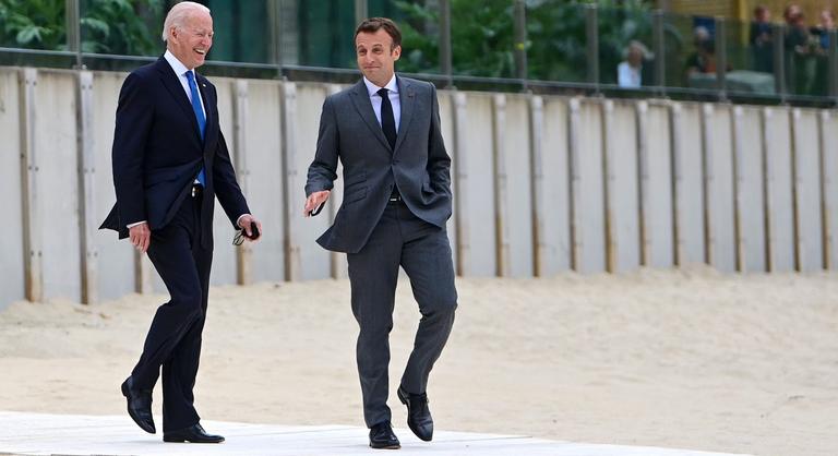 Macron és Biden is kész katonákat küldeni Romániába