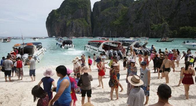 A turisták február 1-jétől karanténkötelezettség nélkül léphetnek be Thaiföldre