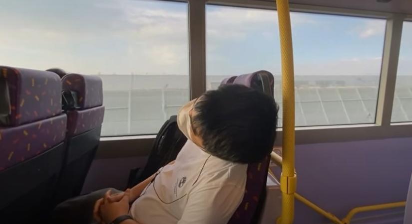 Hongkongban csak azért jár körbe-körbe egy busz, hogy az utasok aludhassanak rajta