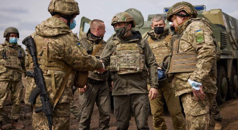 Kijev szerint elhamarkodott haza rendelni amerikai diplomatacsaládokat