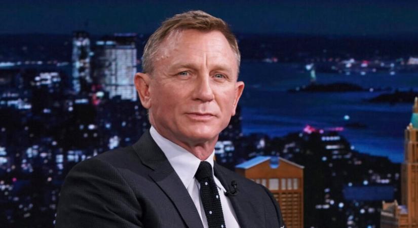 Daniel Craig vérző fejjel ült végig egy interjút és nem is tudott róla