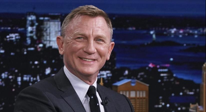Daniel Craig elmondta, hogy miért adott vérző fejjel interjút