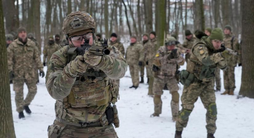 Francia miniszter: Párizs kész katonákkal és haditechnikával erősíteni Románia biztonságát