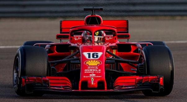 Több mint 100 kört teljesített csütörtökön a Ferrari