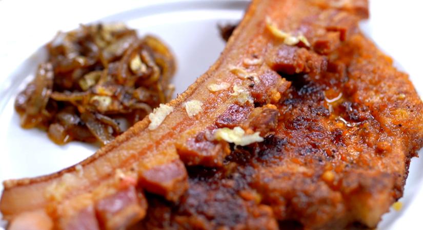 Cigánypecsenye savanyított céklával