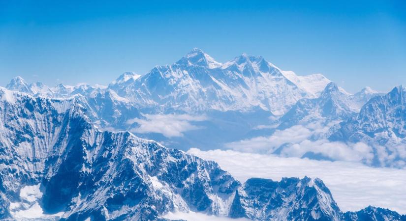 Gyorsan olvad az Mount Everest legmagasabb gleccsere