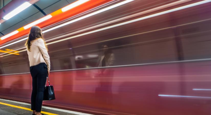 Elsodort egy embert a füzesabonyi vonat, a vonalon késés várható