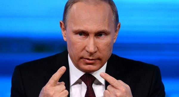 Putyin Kijevet hibáztatta a Macronnal folytatott beszélgetésben