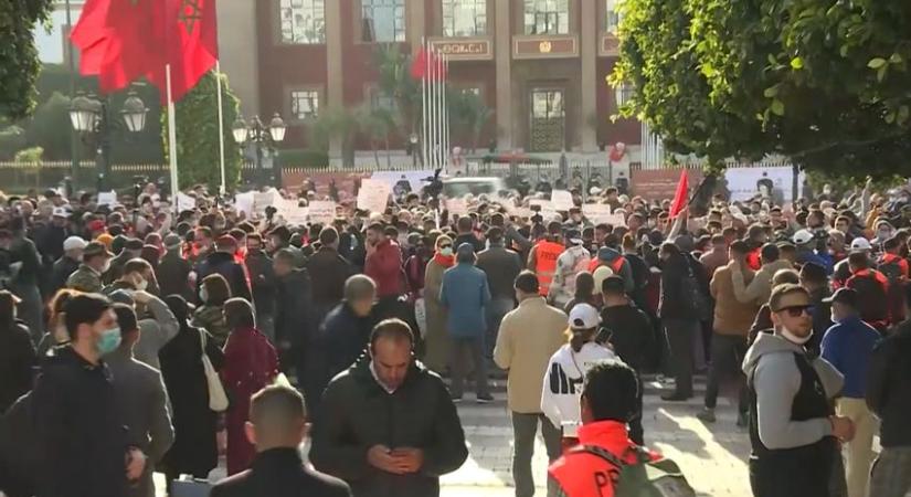 Lapozó: Lázadnak a marokkóiak az elszabadult infláció miatt