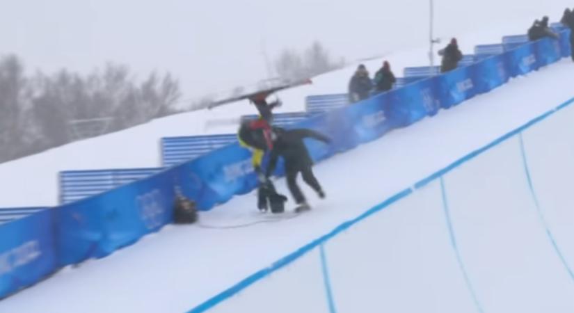 Egy operatőrbe csapódott az egyik finn síelő a téli olimpián