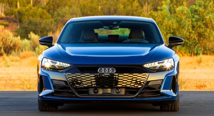 Nyomdahiba miatt rendel el visszahívást az Audi