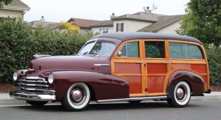 Néha az asztalosmunka is fontos eleme az autórestaurálásnak