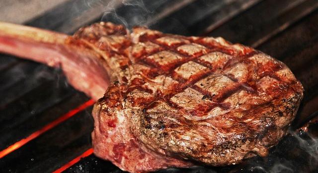 A vegetáriánusok kisebb eséllyel betegszenek meg rákban, mint a húsevők