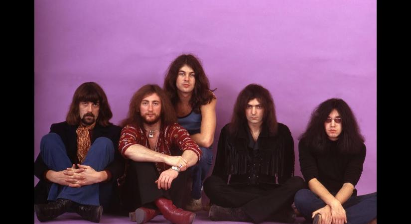 Dühből született a rocktörténet leghíresebb riffje – 50 éve szeretjük a Deep Purple Smoke On The Waterjét