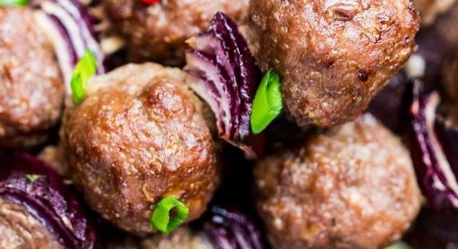 Szelídíts meg bárkit báránykebabbal!