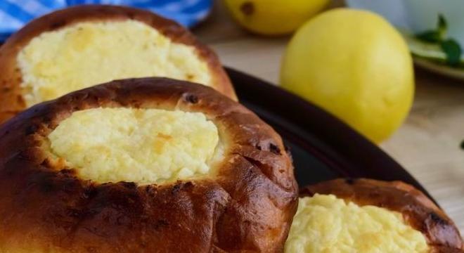 Ökörszem – túrós péksüti foszlós tésztával