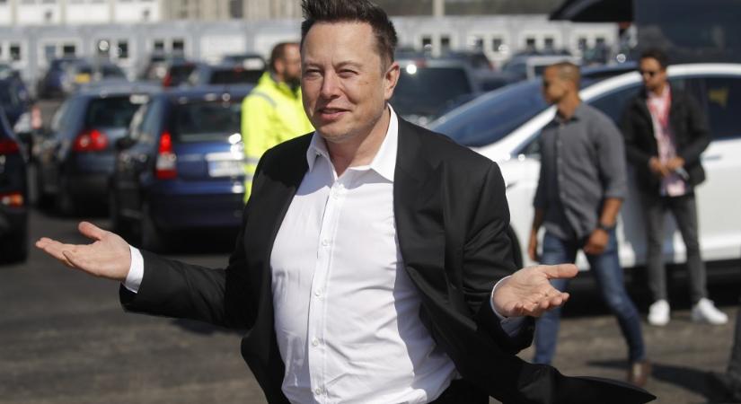 Elon Musk kipróbálta a Volkswagen elektromos kocsiját