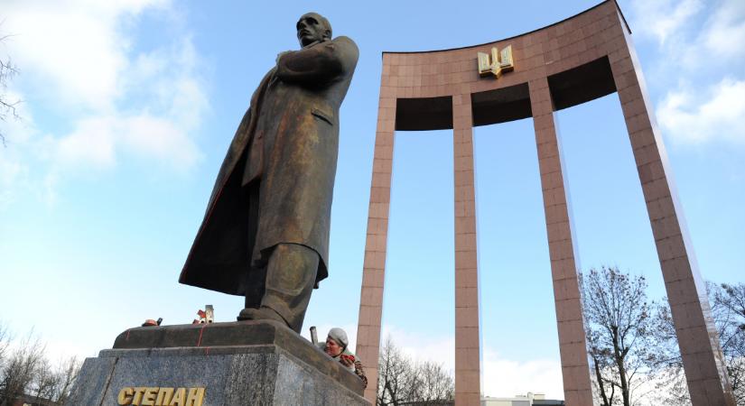 Ukrán államiság, nacionalizmus, kisebbségek és történelmi sérelmek - történeti adalékok a háború hátteréhez