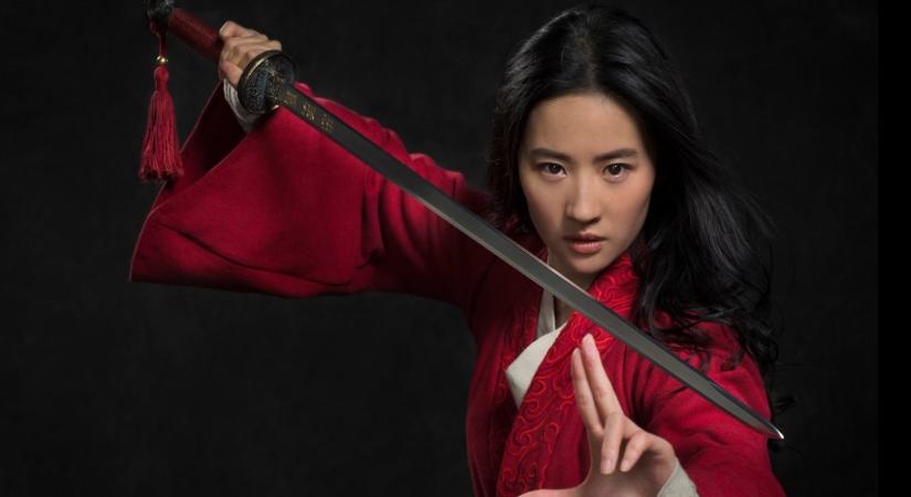 Ha Mulan tényleg férfi lenne, ez a film kiherélte volna – KRITIKA