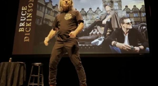 Iron Maiden: közönséggel együtt köszöntötte fel Bruce Dickinson Steve Harris-t (videó)