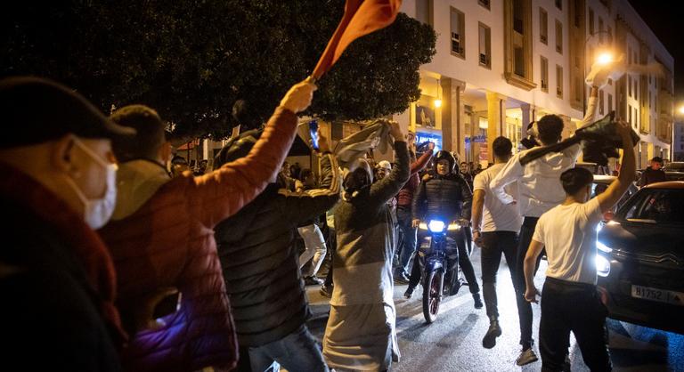 160 sérült és ugyanannyi letartóztatás egy marokkói futballmeccsen – videó