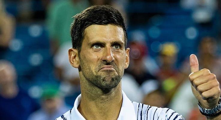 Eldőlt: Novak Djokovic oltatlanul is indulhat a Roland Garroson