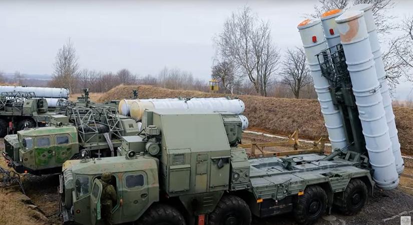Szlovákiától kaphatnak légvédelmi fegyverrendszert az ukránok