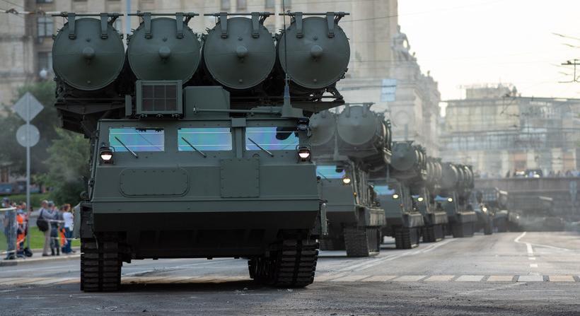 Szlovákia egy feltétellel ad légvédelmi fegyverrendszert Ukrajnának