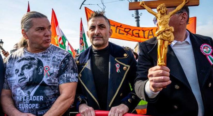 Orbáni parasztvakítás: Háborús propagandát tolnak a Békemenet szervezői (is)