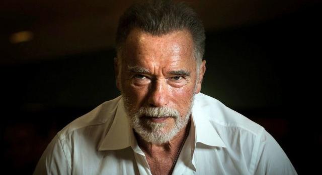 Arnold Schwarzenegger videóüzenetben szólt az orosz néphez