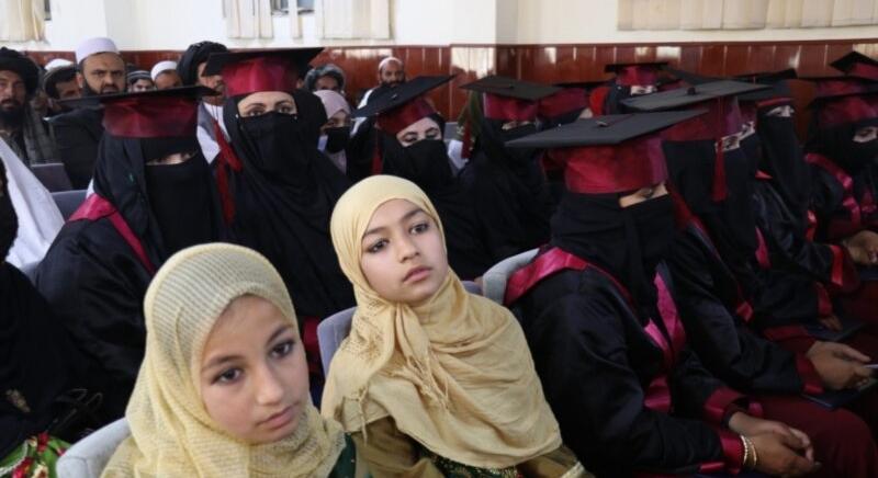 Megint bezárták a lányiskolákat a tálibok
