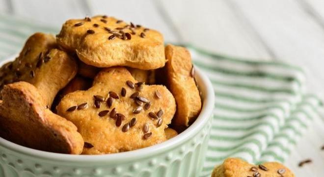 Abbahagyhatatlan sajtos keksz gyorsan és egyszerűen