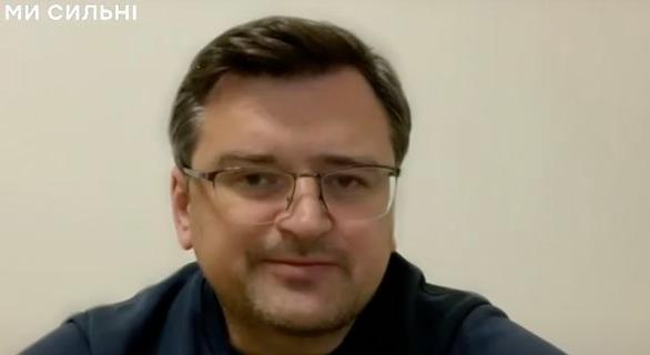 Dmitro Kuleba azt tanácsolja az ukrán résztvevőknek, hogy ne egyenek és ne igyanak a törökországi tárgyalásokon