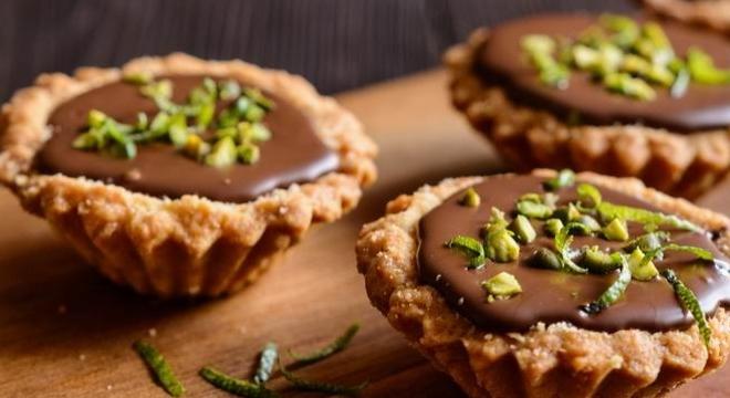 Omlós pitekosárkák párizsi krémmel - egyszerűen, nagyon csokisan