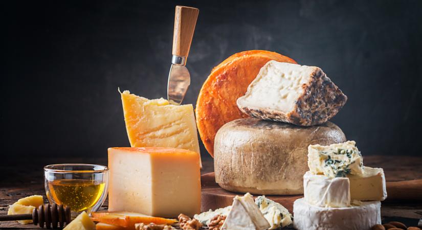 5 fantasztikus francia sajt, amit muszáj megkóstolni: mutatjuk, hogy érdemes fogyasztani őket